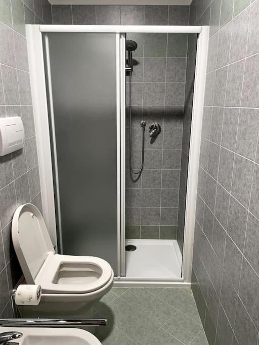 Wonderful Central Apartment! Мантуя Екстер'єр фото