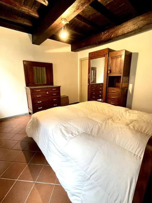 Wonderful Central Apartment! Мантуя Екстер'єр фото