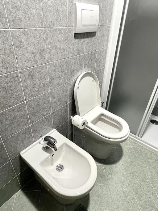 Wonderful Central Apartment! Мантуя Екстер'єр фото